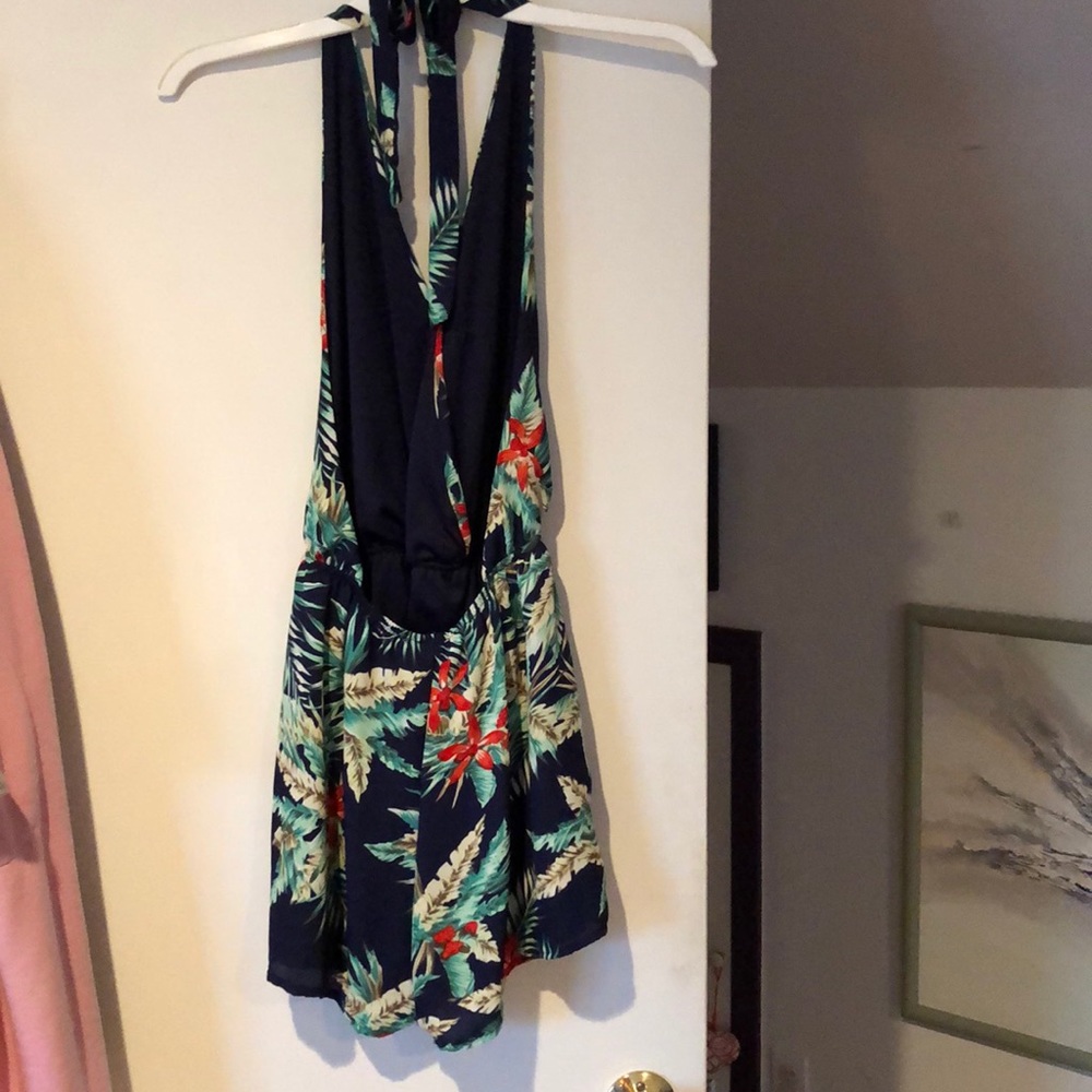 Floral Romper - Picture 2 of 3